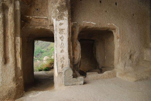 北京|中国唯一的矮人部落古崖居，自带千年谜团，被称“中华第一大迷宫”