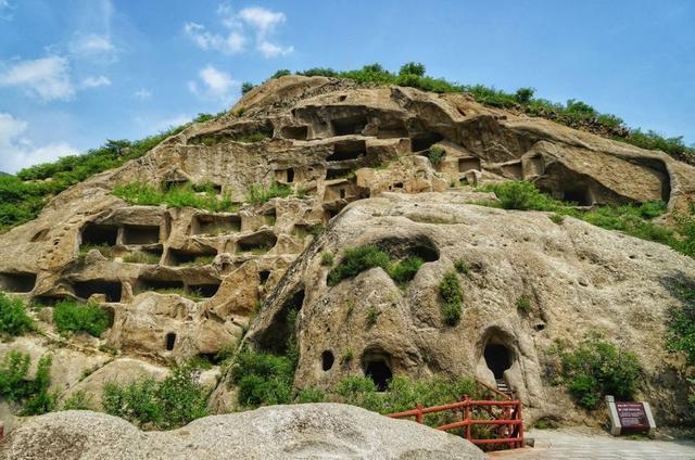 北京|中国唯一的矮人部落古崖居，自带千年谜团，被称“中华第一大迷宫”