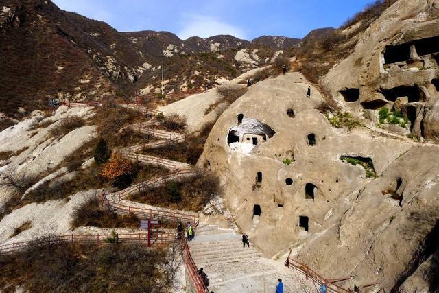 北京|中国唯一的矮人部落古崖居，自带千年谜团，被称“中华第一大迷宫”