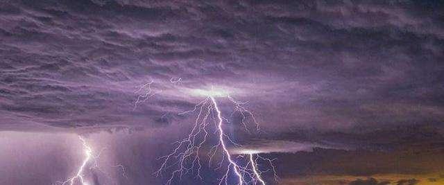 芳达莉·卡菲|关于1992年故宫墙出现宫女事件，科学家解释的是什么原理？