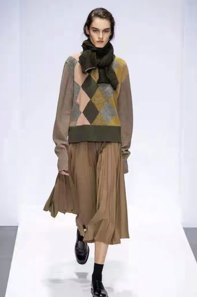 今年秋冬针织女装流行趋势有哪些适合我们?