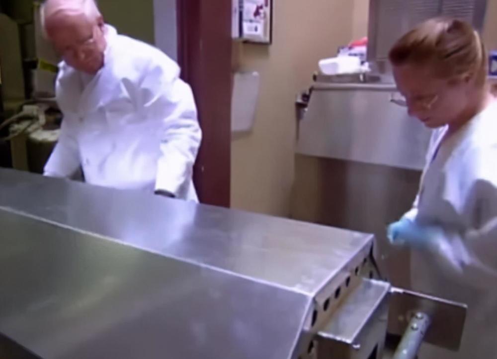 人体冷冻技术|世界第一个冷冻人准备解冻，50年过去了，现状令人难以置信