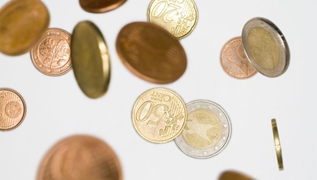 布卢姆菲尔德|从摩天大楼上掉下硬币会砸死人吗？