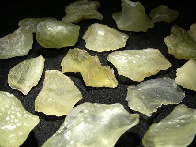 陨石坑|史前“核爆”痕迹频现，地球文明一直在不断轮回？