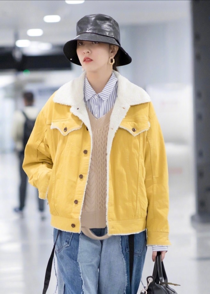 宋妍霏牛仔私服大赏——又美又飒,cc太会穿了!