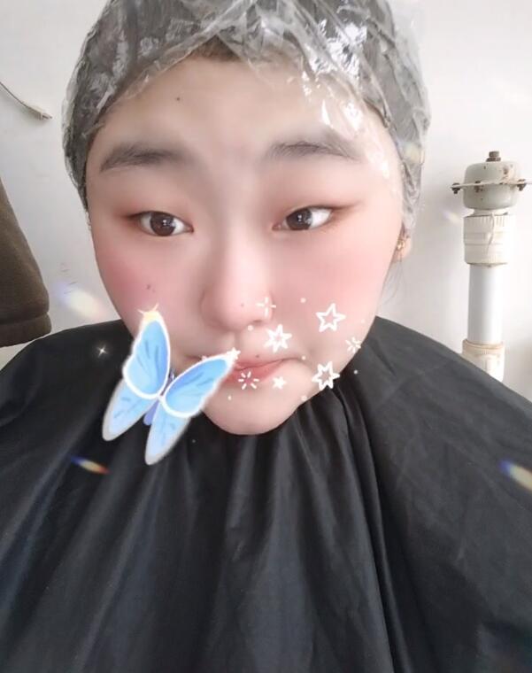 朱之文|大衣哥女儿因肥胖深夜痛哭后，晒染发美照，想要魔法减肥回到童年