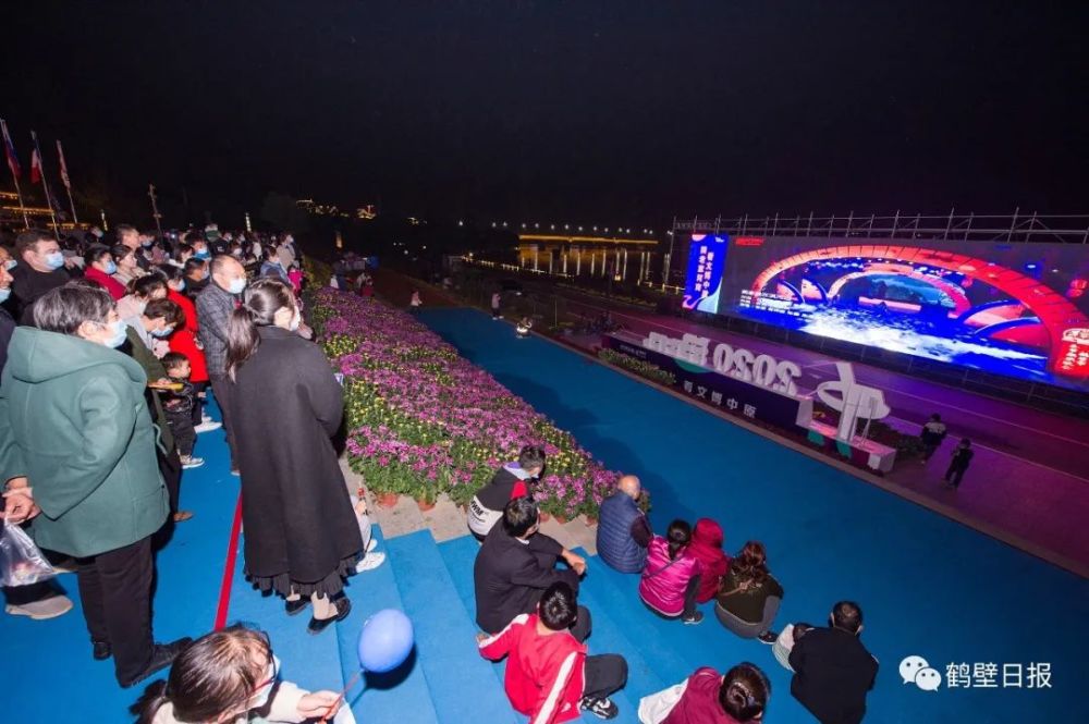 文博会|别眨眼！鹤壁这里的夜晚让你惊艳！