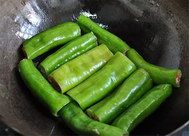 虎皮青椒酿肉,好吃到爆