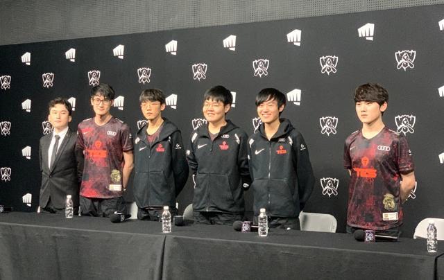 LOLS10八强赛TES让二追三战胜FNC，阿水微博道歉