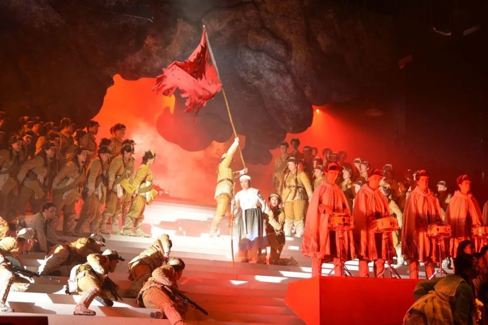 中国人民志愿军|民族歌剧《同心结》在成都首演 现场观众抹泪