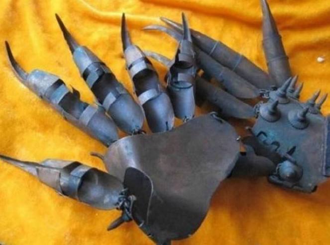 个长相怪异的冷兵器,长相奇特却备受青睐,第3件专为后宫使用