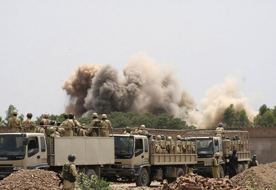 美军运输队全军覆没!巴基斯坦军队这下惹祸了,白宫发誓血腥报复