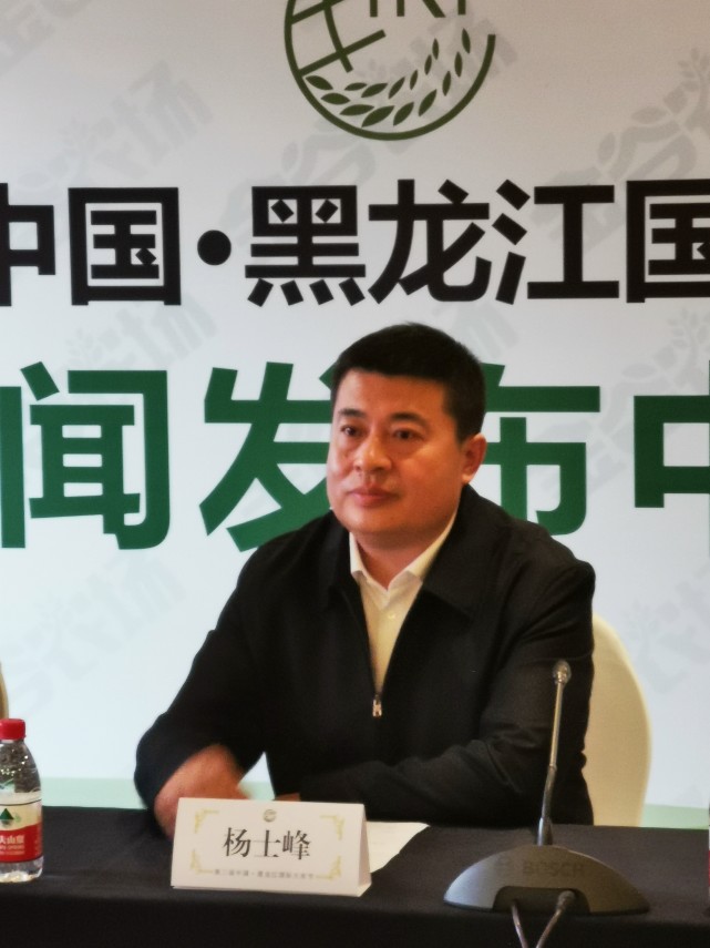 庆安县人民政府副县长杨士峰介绍,庆安县种植大米有优势明显:一是得天