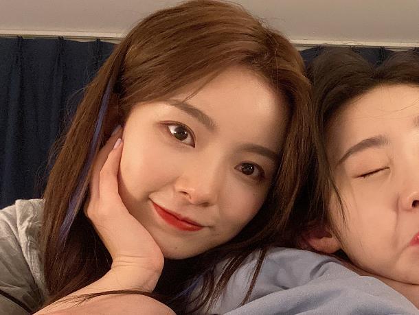 硬糖少女成团百日陈卓璇晒合照暴露感情现状那不那谁嘛