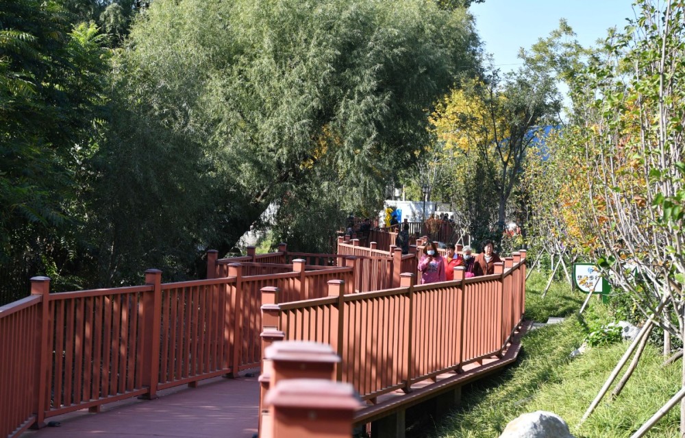 北京101中学|纪念写“人生若只如初见”的词人，纳兰文化艺术节开幕