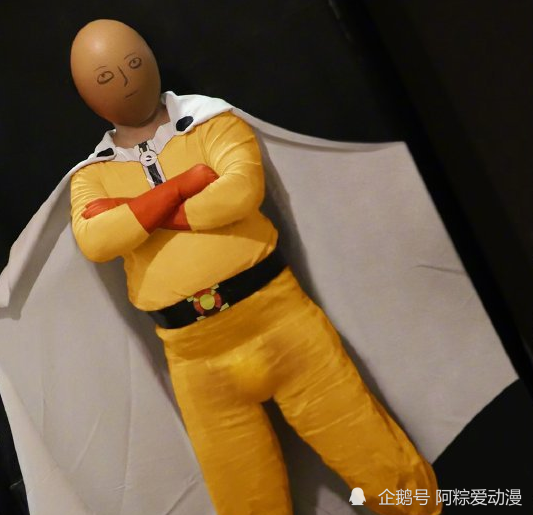 泰国小哥cos琦玉,精髓只需一个鸡蛋,网友:这是肉装的?