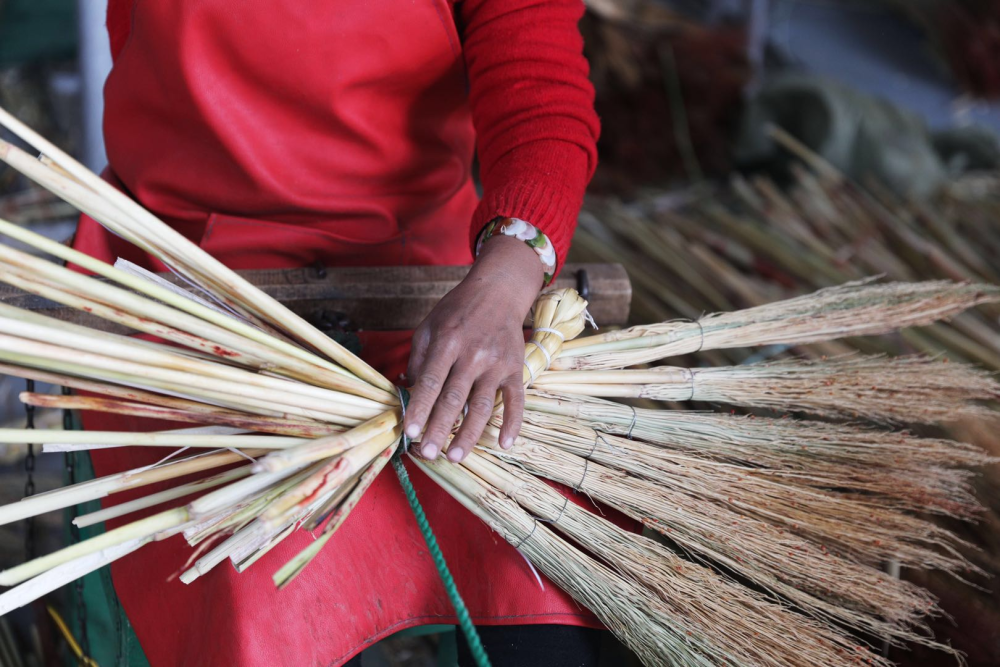 北京|北京帮扶90个旗县中仅剩的两个未摘穷帽县，正挂牌督战