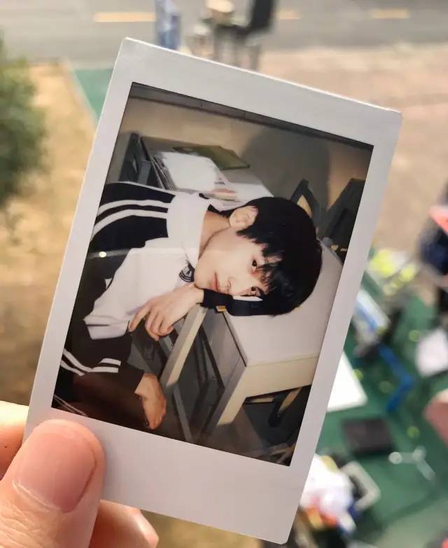 罗云熙|他是娱乐圈最大谜团：帅到惨绝人寰，为什么老被女人抛弃？