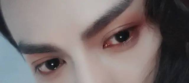 罗云熙|他是娱乐圈最大谜团：帅到惨绝人寰，为什么老被女人抛弃？