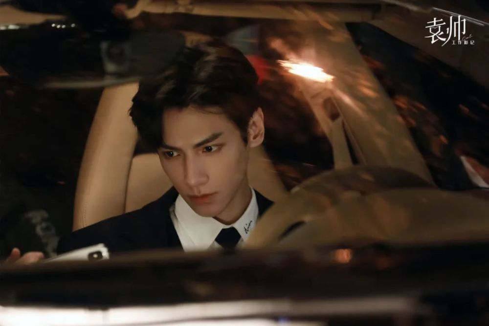 罗云熙|他是娱乐圈最大谜团：帅到惨绝人寰，为什么老被女人抛弃？