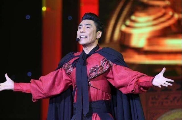 著名歌唱家呼延生儿子是屠洪刚却因母子矛盾遗憾离世