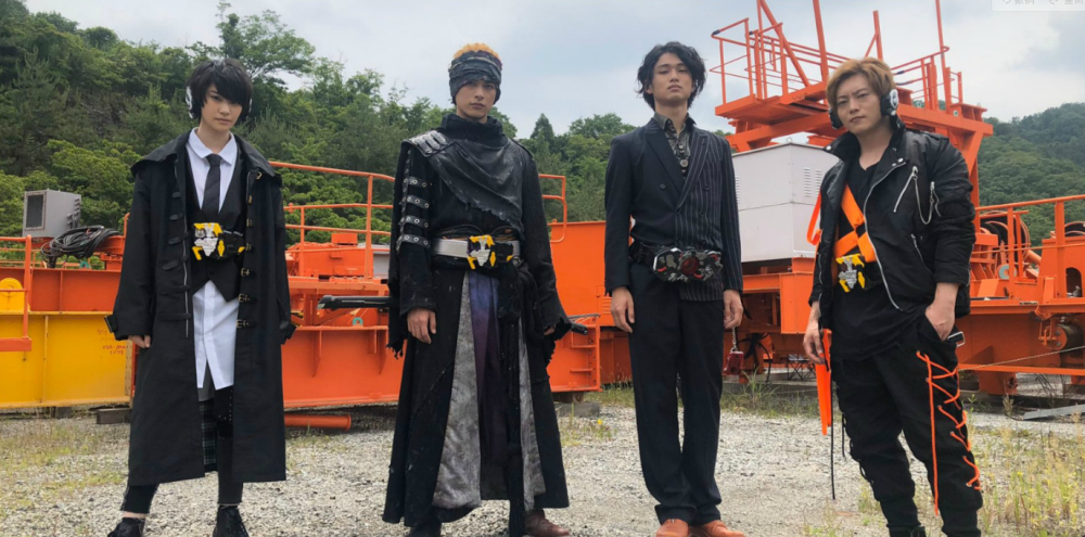 假面骑士01最终舞台剧亚兹终于变身成最终boss血红亚克帅炸