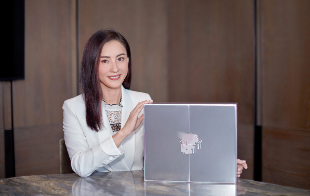 张柏芝|张柏芝代言不断，曾被传与周星驰结婚？还怀四胎？她现身力破谣言