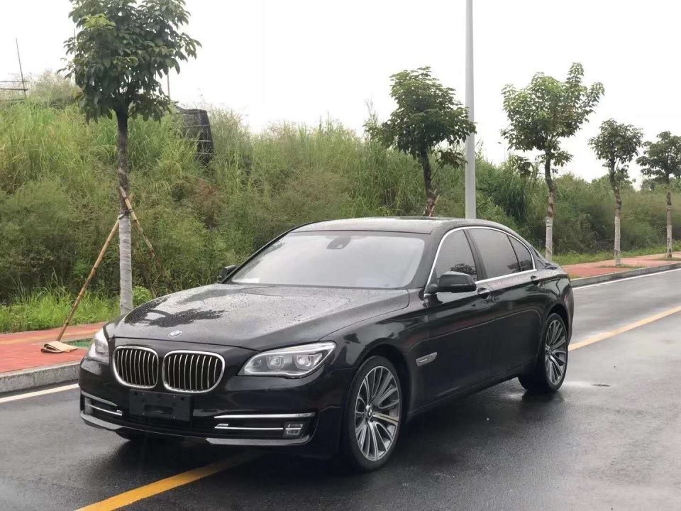 15年宝马760li售价26.