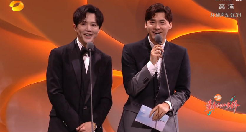 赵丽颖|金鹰奖：赵丽颖人气是孙俪10倍，易烊千玺惜败王一博，谭松韵可惜