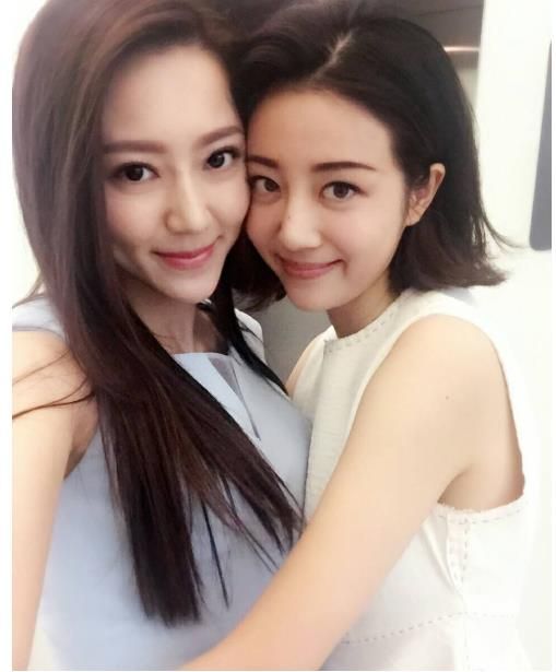 李溪芮|李溪芮演技差也就罢了，情商也不如师妹黄梦莹，难怪赵薇批她矫情