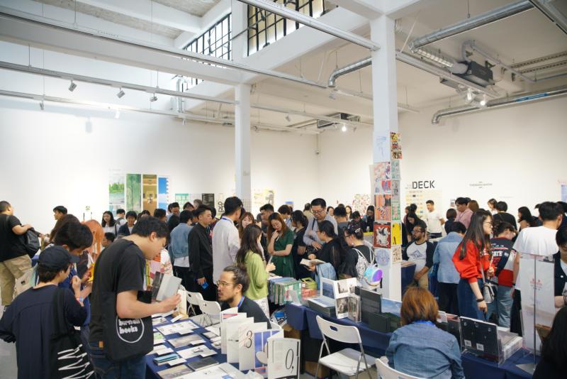 袁毓|高价买书却舍不得撕封皮：好看的书，该是颜值好看，还是内容好看？