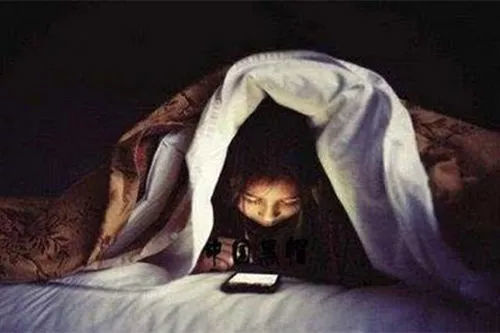 北京|玩手机上瘾有多可怕，看完你绝对不敢想象，女生上瘾比男生更可怕