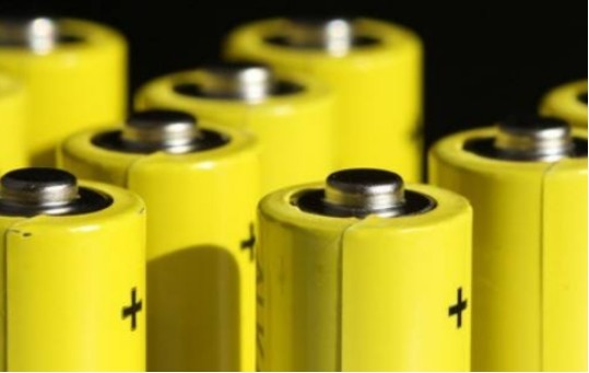 锂电池|充电速度快4倍！美国科学家发明新型电池，性能远甩普通电池