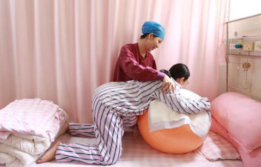 我老婆生孩子没遭一点罪张雪峰自信发言引众怒自以为是