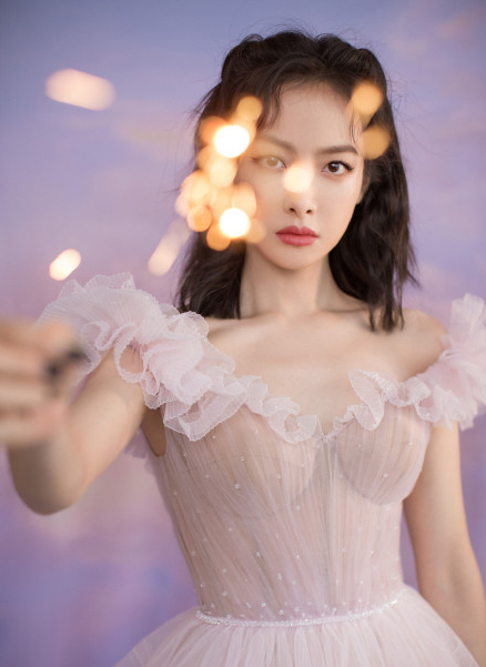 金鹰女神|说好的金鹰女神，她却和金鹰奖没半毛钱关系？