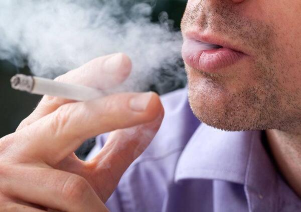 戒断反应|长期抽烟的人，戒烟时身体由于戒断反应，会出现5种不适，需了解