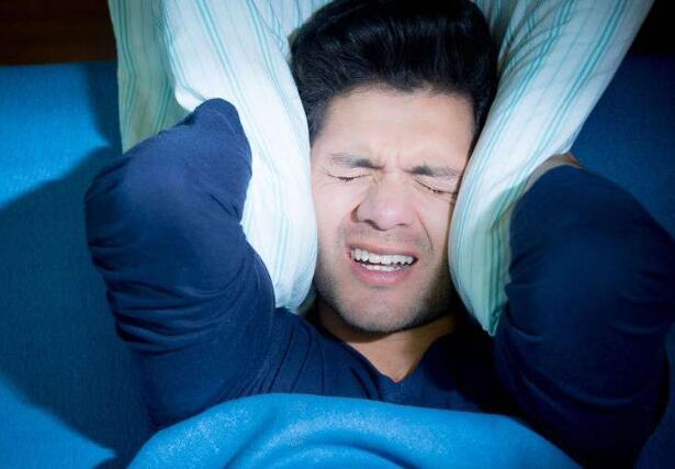 戒断反应|长期抽烟的人，戒烟时身体由于戒断反应，会出现5种不适，需了解