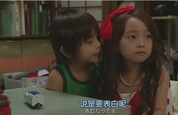 吉娜|吉娜怀孕了，技术流分析她的孩子会遗传整形前吗？