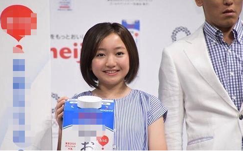 吉娜|吉娜怀孕了，技术流分析她的孩子会遗传整形前吗？