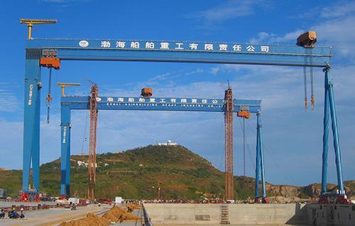 最新的卫星照片显示,位于大陆北方的辽宁葫芦岛的渤海船舶重工的船厂