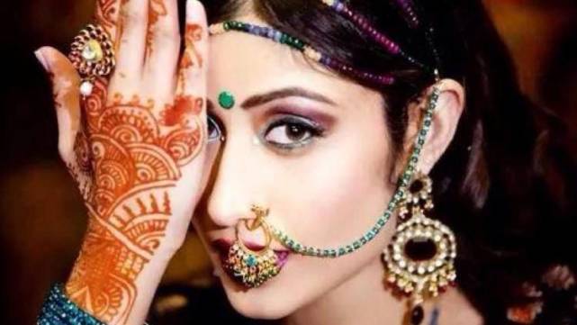 古印度的种姓制度是如何诞生的?高种姓人的女性的社会地位如何?