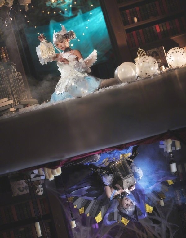 黑白天鹅合体是玩家们最想看到的了,当小姐姐的黑白天鹅合体后,着实