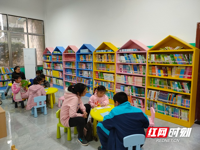 图书阅览室|零陵区图书馆少儿图书阅览室对外开放