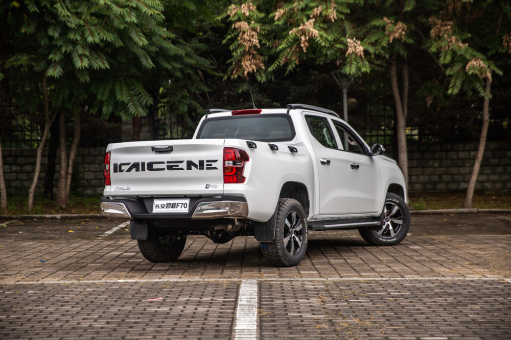 驾乘更像乘用车的工具车试驾长安凯程f70柴油手动版