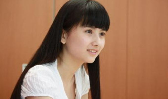 39岁中国漫画家因穿着遭骂 又因长相黑粉变铁粉 颜值才是王道 腾讯新闻