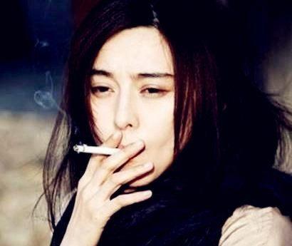 那英烟不离手,baby烟瘾大,谁被称为烟王|杨颖|范冰冰|陈乔恩|赵薇