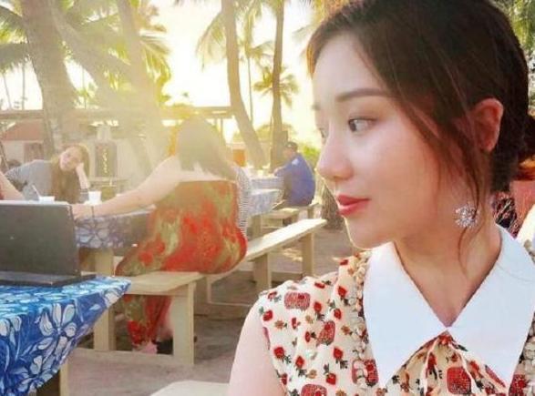 孟非23岁女儿神似章泽天长得亭亭玉立郭德纲都想要当亲家