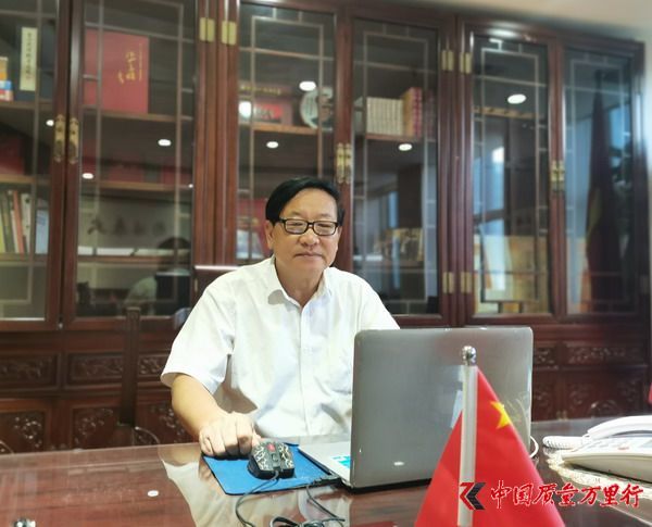 中国国际科技促进会高新科技专业委员会常务副主任刘胜嘉在接受《中国