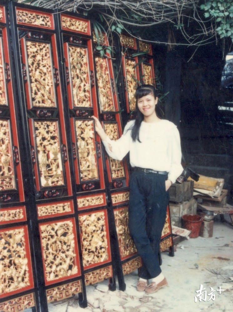 杨细容|“寻师访匠”看揭阳金漆艺人杨细容：岁月悠悠卅余载，传统漆艺绽新花