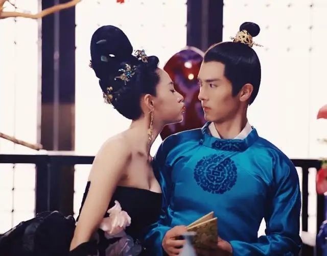 成毅|成毅袁冰妍：最不体面的cp